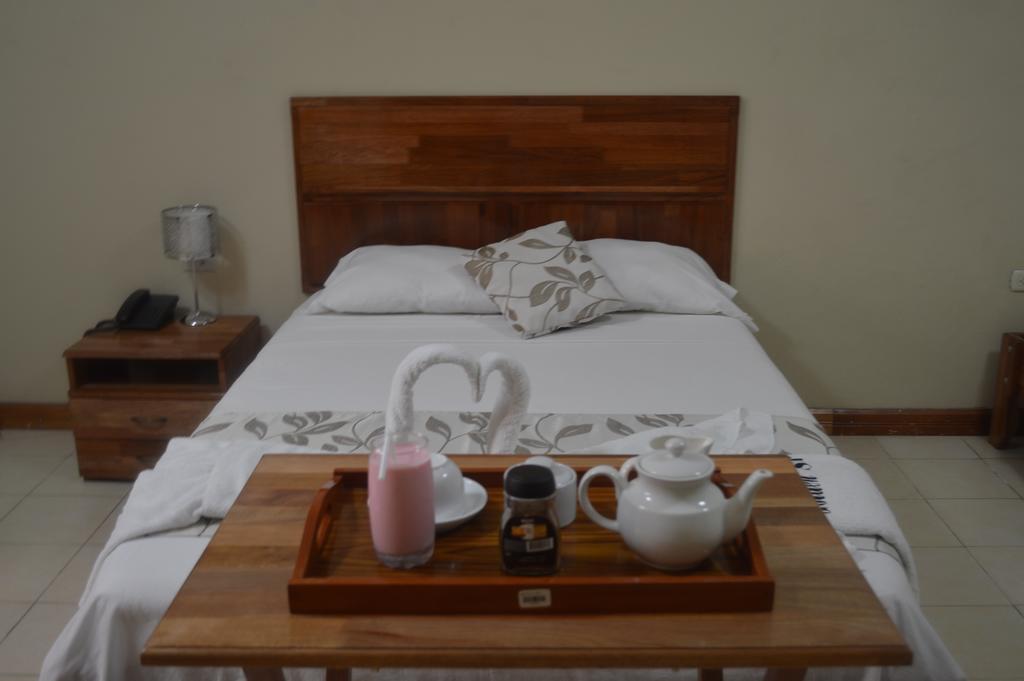 Hotel Golden Star Ікітос Екстер'єр фото