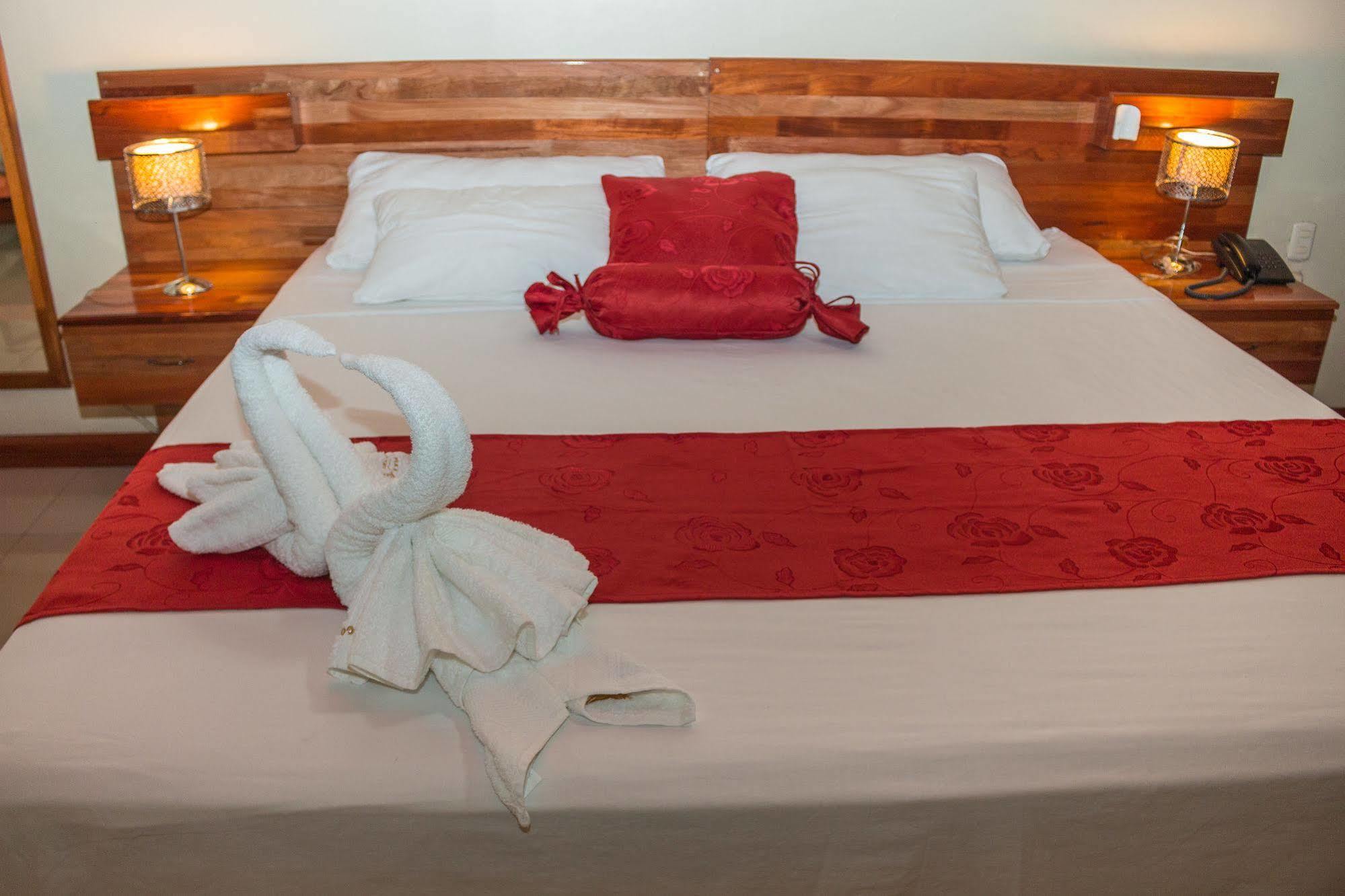 Hotel Golden Star Ікітос Екстер'єр фото