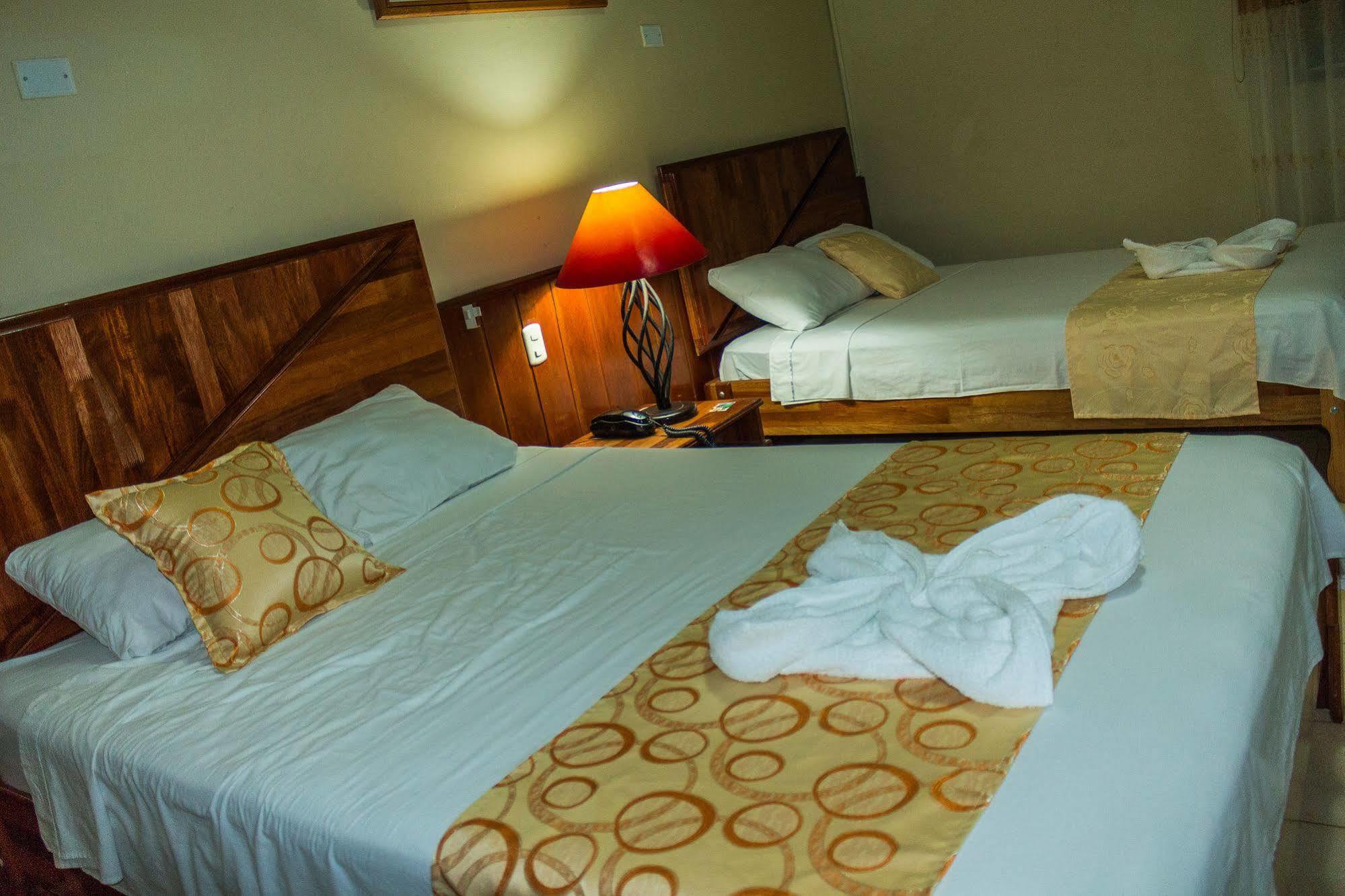 Hotel Golden Star Ікітос Екстер'єр фото